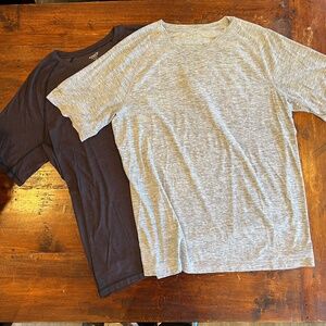 Bundle x 2 Old Navy Active Breathe On Short Sleeve Athletic T-Shirts XL/XL Tall